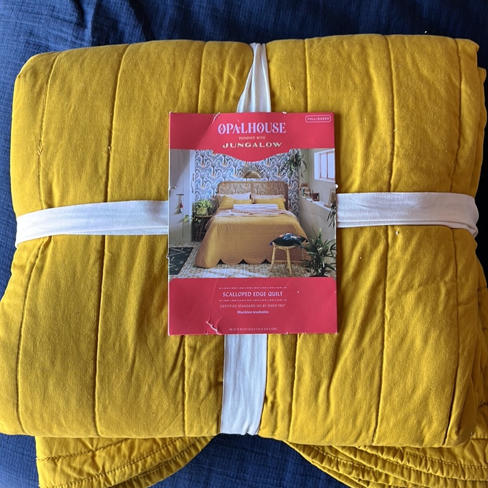 Target Opal House Gold Full/Queen size comforter.